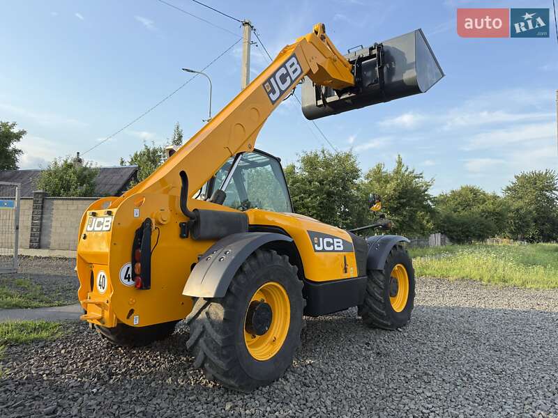 Телескопический погрузчик JCB 531-70 2011 в Луцке