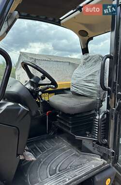 Телескопический погрузчик JCB 531-70 2013 в 