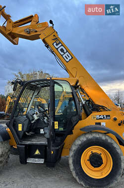 Телескопический погрузчик JCB 531-70 2009 в 