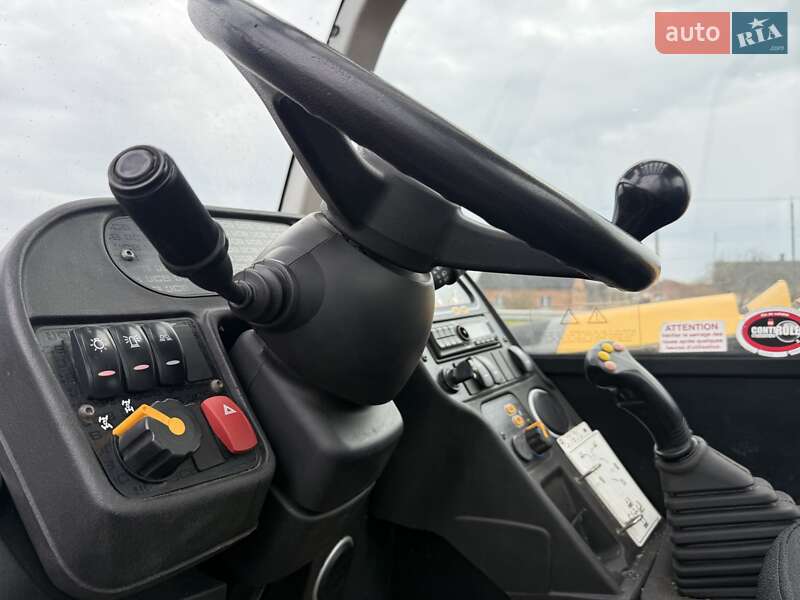 Телескопічні навантажувачі JCB 531-70 2015 в Луцьку