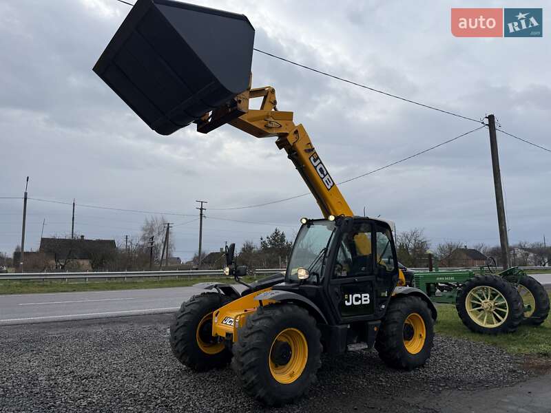 Телескопічні навантажувачі JCB 531-70 2015 в Луцьку