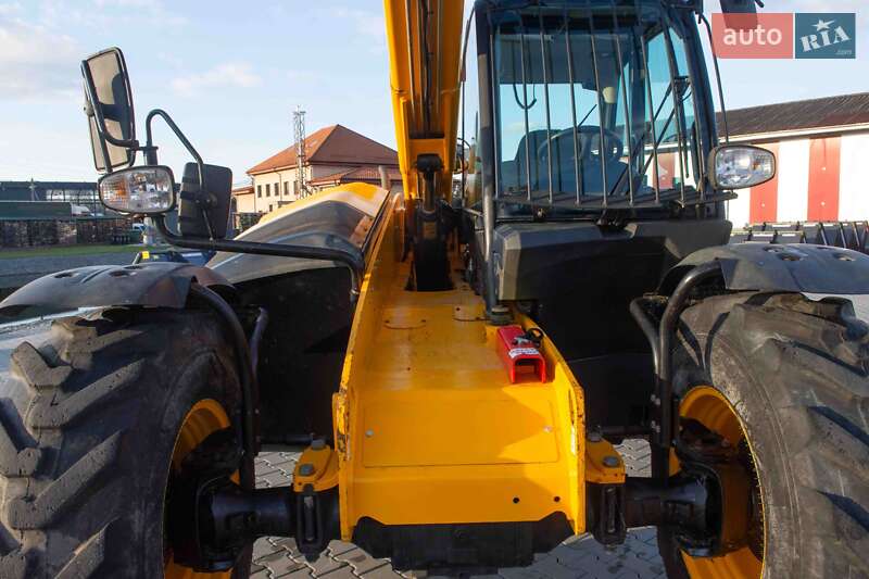 Подъемник телескопический JCB 531-70 2018 в Житомире
