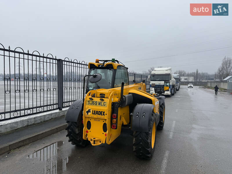 Телескопический погрузчик JCB 531-70 2019 в Киеве фото 9 Телескопический погрузчик JCB 531-70 2019 в Киеве