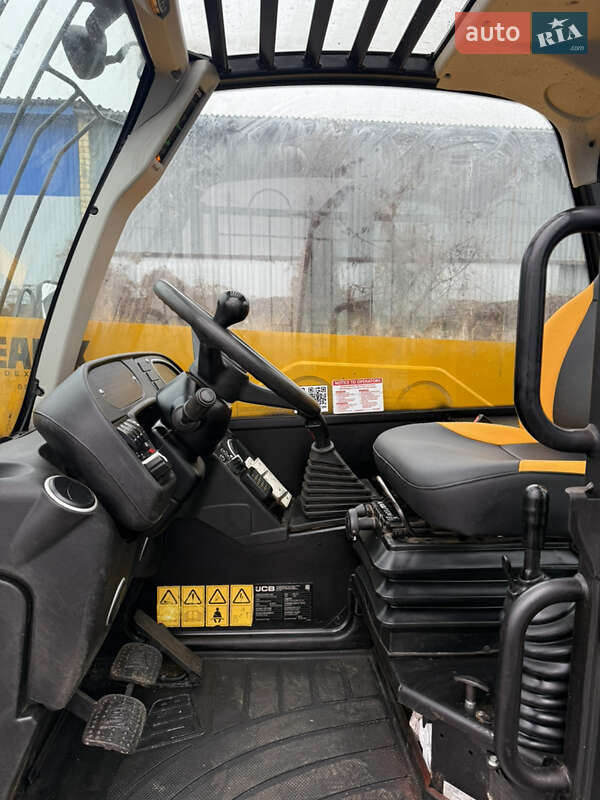 Телескопический погрузчик JCB 531-70 2019 в Киеве фото 14 Телескопический погрузчик JCB 531-70 2019 в Киеве