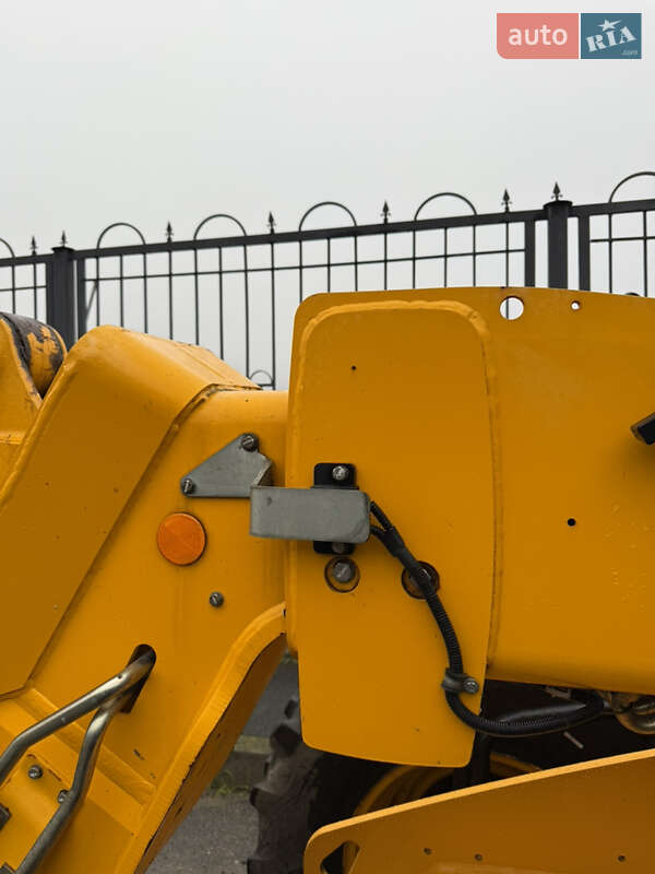 Телескопічні навантажувачі JCB 531-70 2019 в Києві