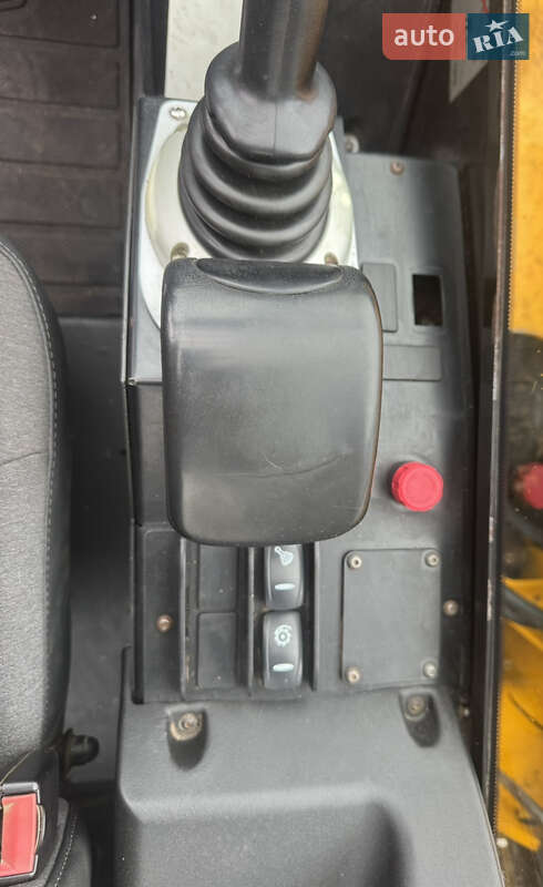 Телескопічні навантажувачі JCB 531-70 2015 в Радомишлі фото 14 Телескопічні навантажувачі JCB 531-70 2015 в Радомишлі