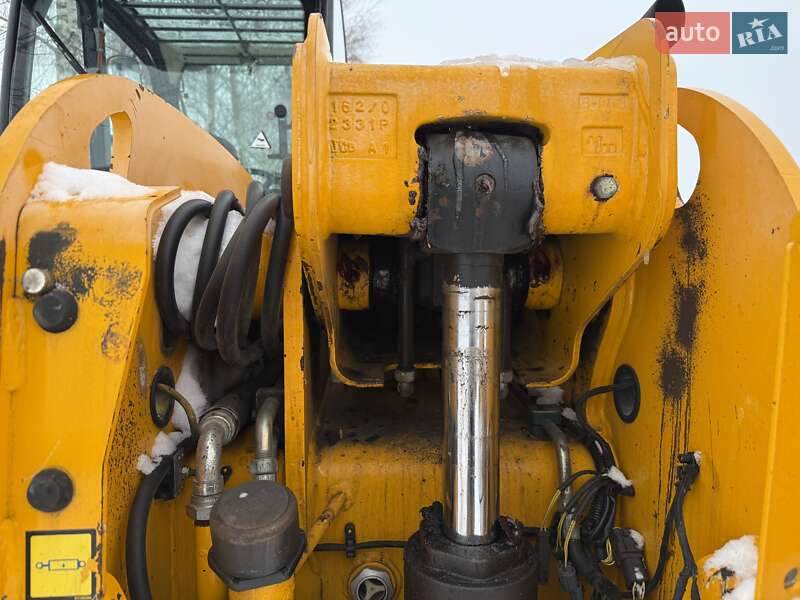 Телескопический погрузчик JCB 531-70 2010 в Луцке