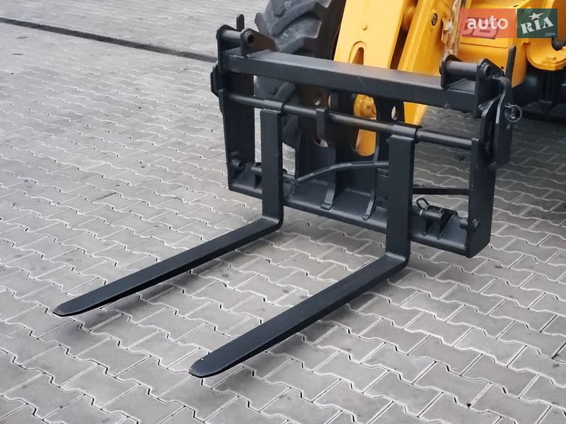 Телескопический погрузчик JCB 531-70 2015 в Ровно