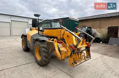 Телескопический погрузчик JCB 533-105 2017 в 