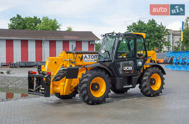 Телескопический погрузчик JCB 533-105 2016 в 