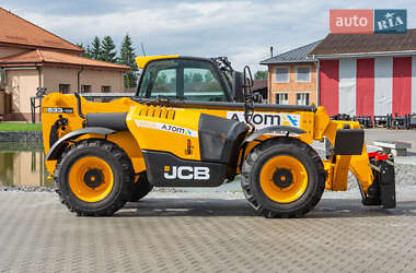 Телескопический погрузчик JCB 533-105 2016 в 
