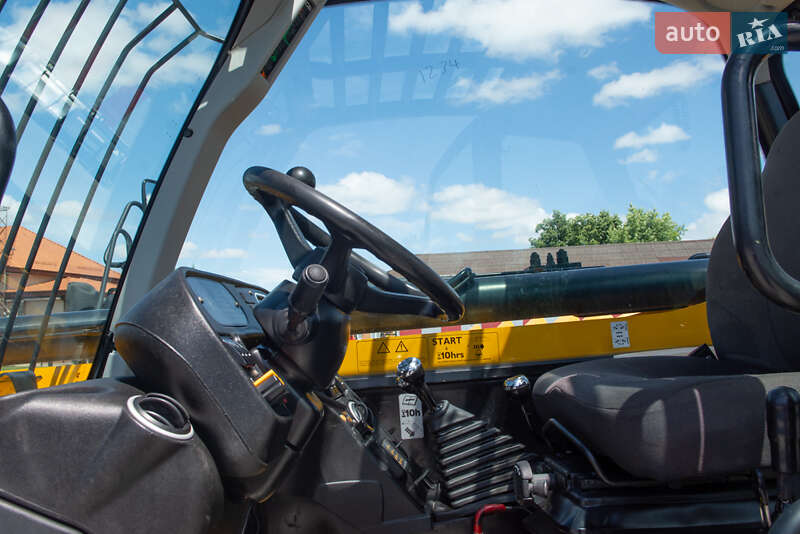 Подъемник телескопический JCB 533-105 2017 в Житомире