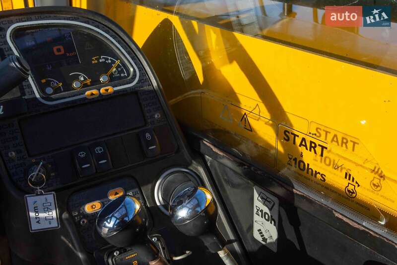 Підйомник телескопічний JCB 533-105 2017 в Житомирі