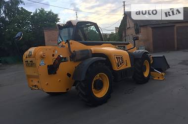 Телескопический погрузчик JCB 535-125 2010 в 