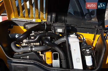 Подъемник телескопический JCB 535-125 2019 в 