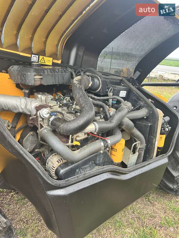 Телескопічні навантажувачі JCB 535-125 2016 в Малій Висці
