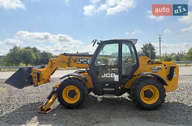 Телескопический погрузчик JCB 535-125 2016 в 
