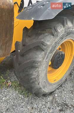 Телескопический погрузчик JCB 535-125 2019 в 