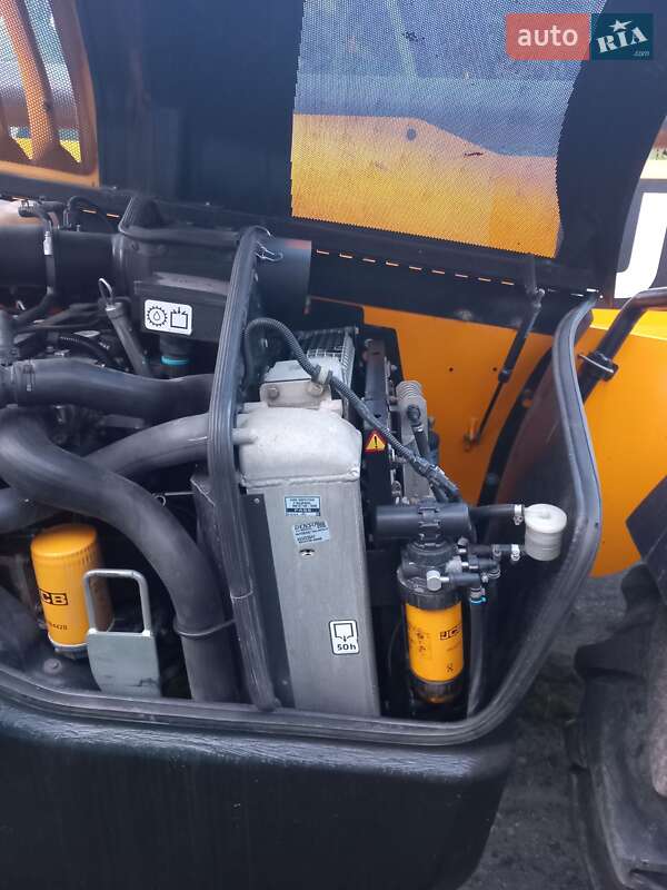 Другая строительная техника JCB 535-125 2016 в Полонном