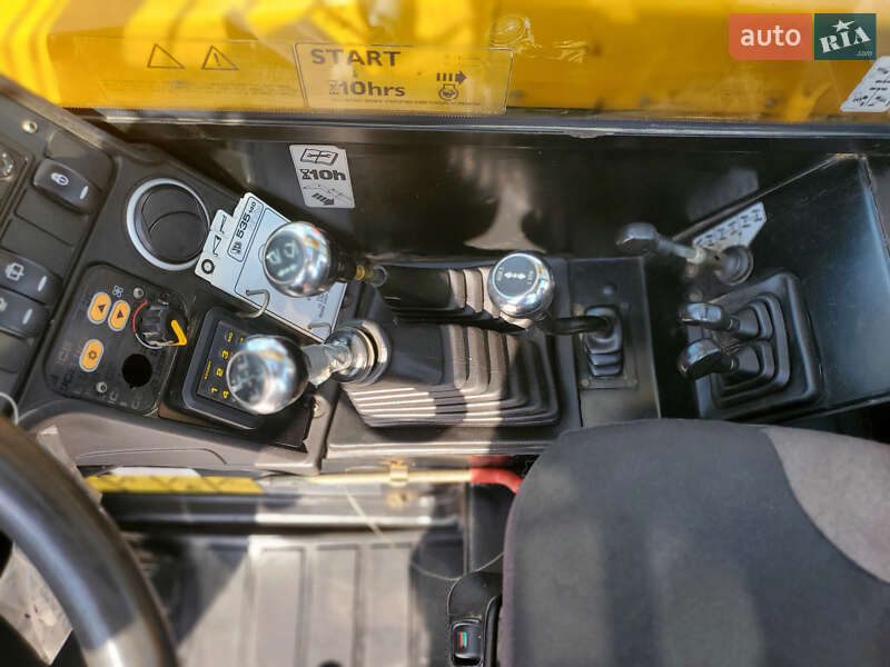 Телескопический погрузчик JCB 535-140 2015 в Ровно