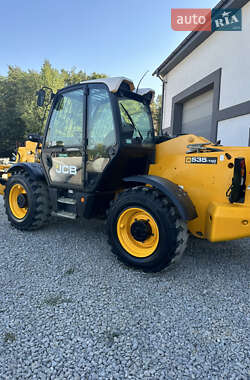 Телескопический погрузчик JCB 535-140 2015 в 