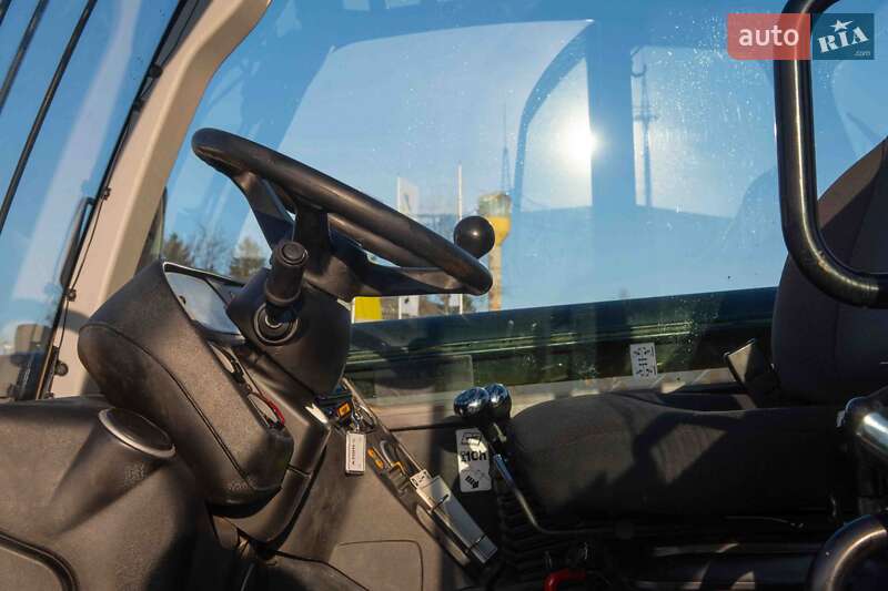 Подъемник телескопический JCB 535-140 2015 в Житомире