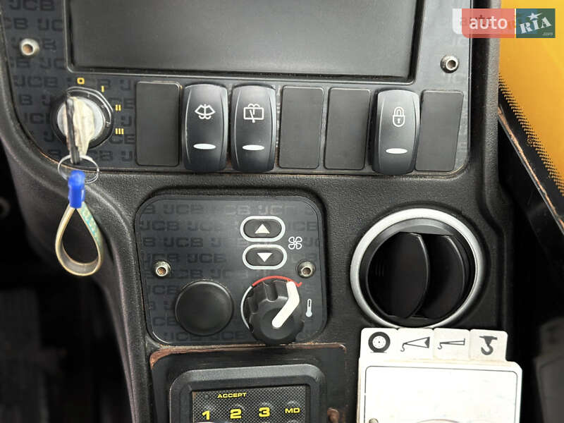 Телескопический погрузчик JCB 535-140 2014 в Ровно