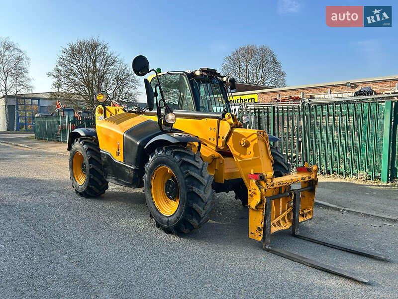 Телескопический погрузчик JCB 535-95 2019 в 