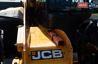 Подъемник телескопический JCB 535-95 2012 в 