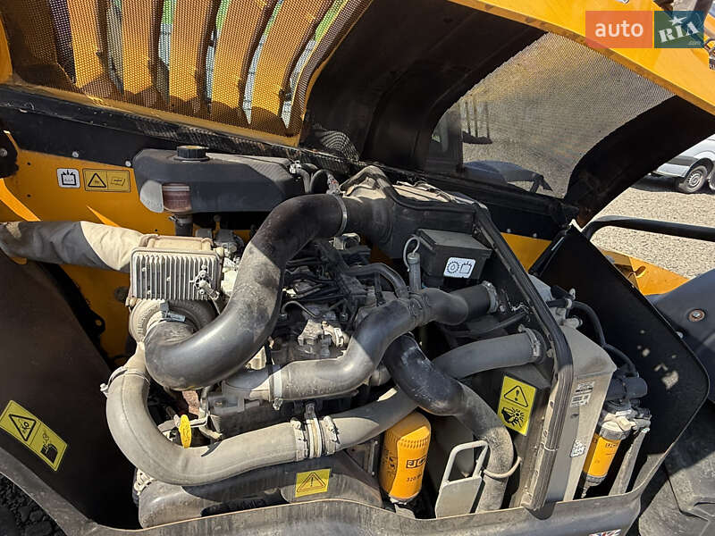 Телескопический погрузчик JCB 535-95 2015 в Луцке