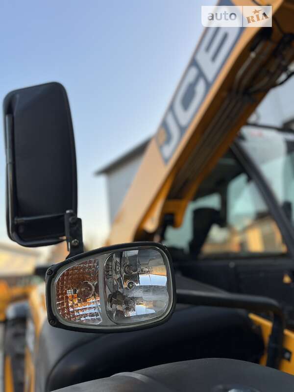 Телескопічні навантажувачі JCB 536-60 2012 в Луцьку