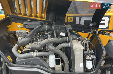 Телескопический погрузчик JCB 536-60 2013 в 
