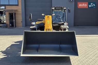 Телескопический погрузчик JCB 536-60 2012 в 