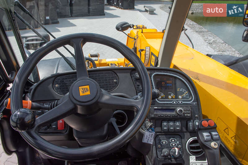 Подъемник телескопический JCB 536/70 2018 в Житомире