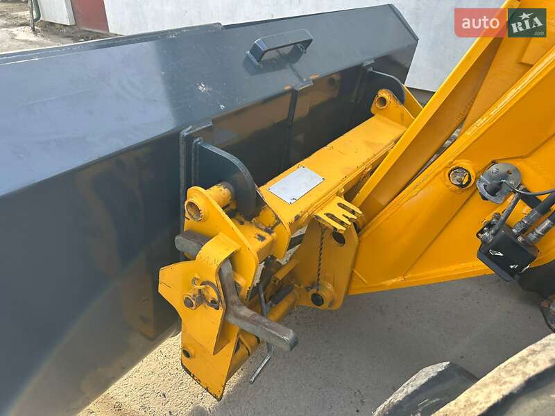 Телескопічні навантажувачі JCB 536/70 2012 в Луцьку