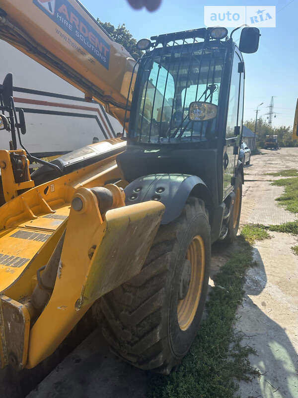 Телескопический погрузчик JCB 540-140 2019 в Краснограде