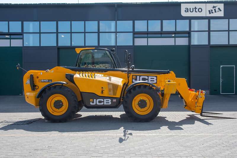 JCB 540-140 2023