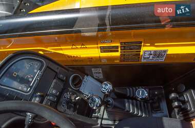 Телескопический погрузчик JCB 540-140 2023 в 