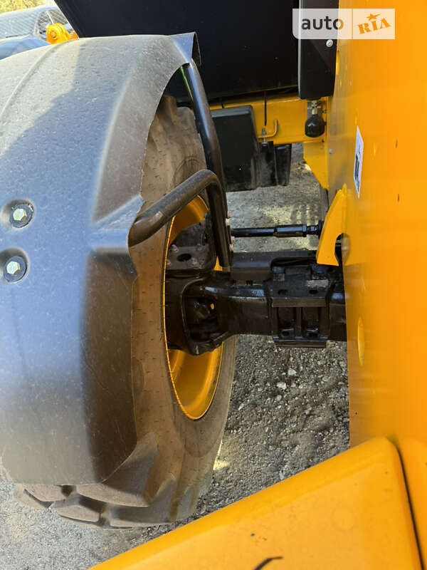 Телескопический погрузчик JCB 540-140 2021 в Носовке фото 20 Телескопический погрузчик JCB 540-140 2021 в Носовке