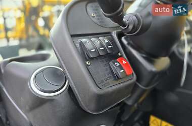 Телескопический погрузчик JCB 540-140 2018 в 