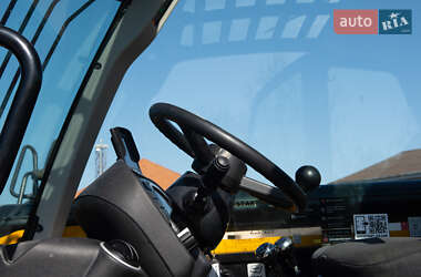 Подъемник телескопический JCB 540-140 2021 в 