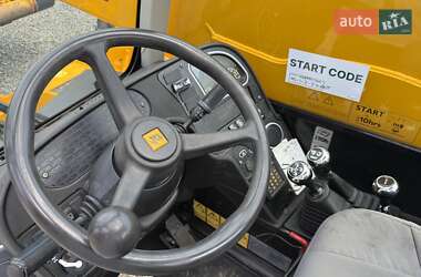 Телескопический погрузчик JCB 540-140 2016 в 