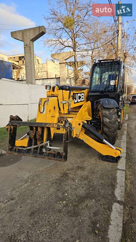 Телескопический погрузчик JCB 540-140 2018 в Киеве фото 17 Телескопический погрузчик JCB 540-140 2018 в Киеве
