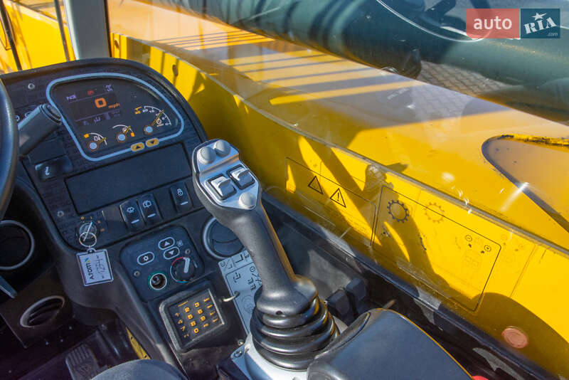 Подъемник телескопический JCB 540-170 2017 в Житомире