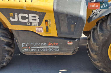 Телескопический погрузчик JCB 540-170 2014 в 