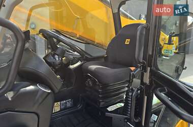 Телескопический погрузчик JCB 540-170 2016 в 