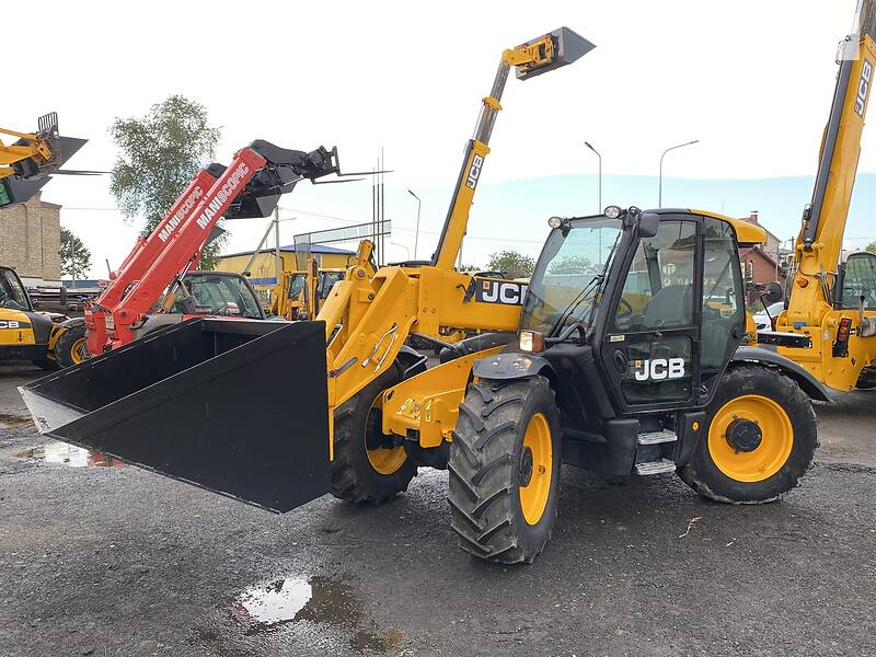 Телескопічні навантажувачі JCB 541-70 2011 в Луцьку