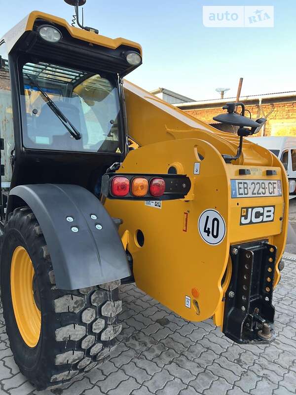 Телескопический погрузчик JCB 541-70 2017 в Луцке