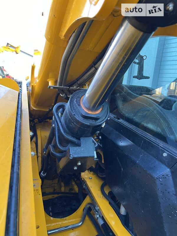 Телескопический погрузчик JCB 541-70 2017 в Луцке