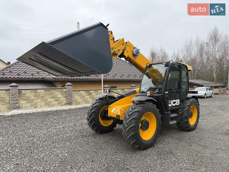 Телескопічні навантажувачі JCB 541-70 2008 в Луцьку